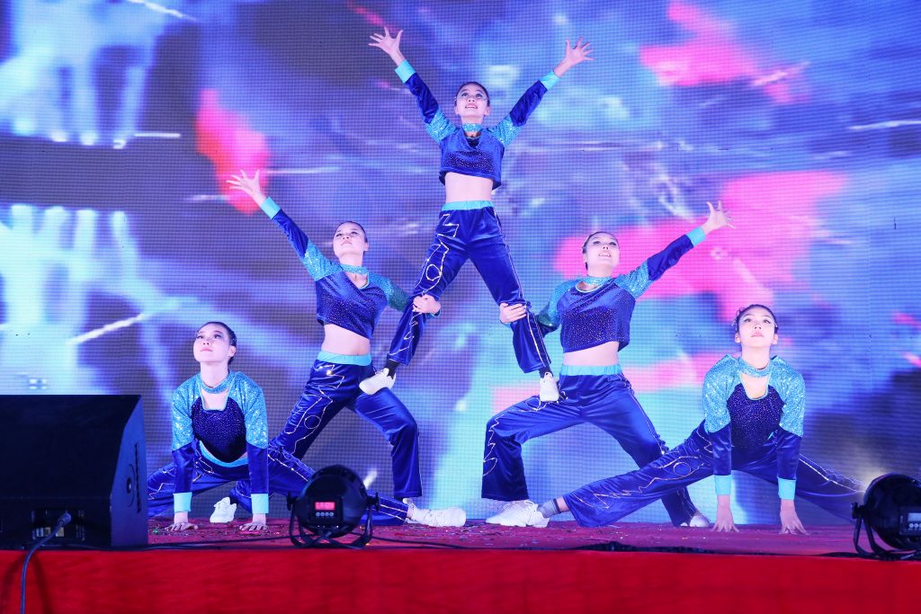 光弘科技迎新晚会欢乐上演,共迎2025新征程 2 1024x683 - 光弘科技迎新晚会欢乐上演,共迎2025新征程